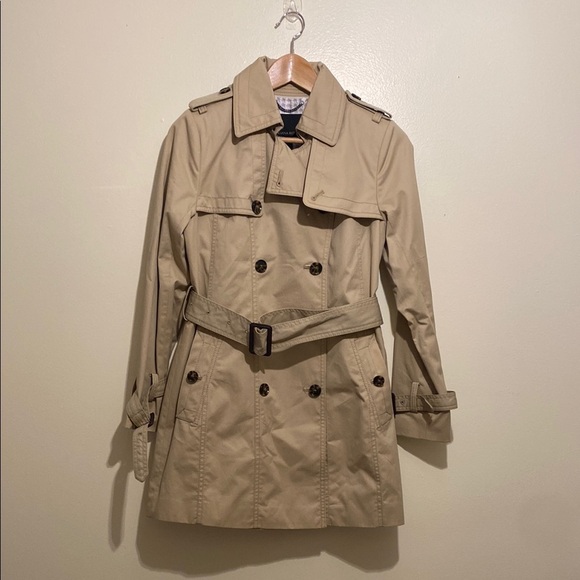 Banana Republic Classic Tan Trench Coat. Size XS Petite. New . MRSP $228 - Picture 1 of 8
